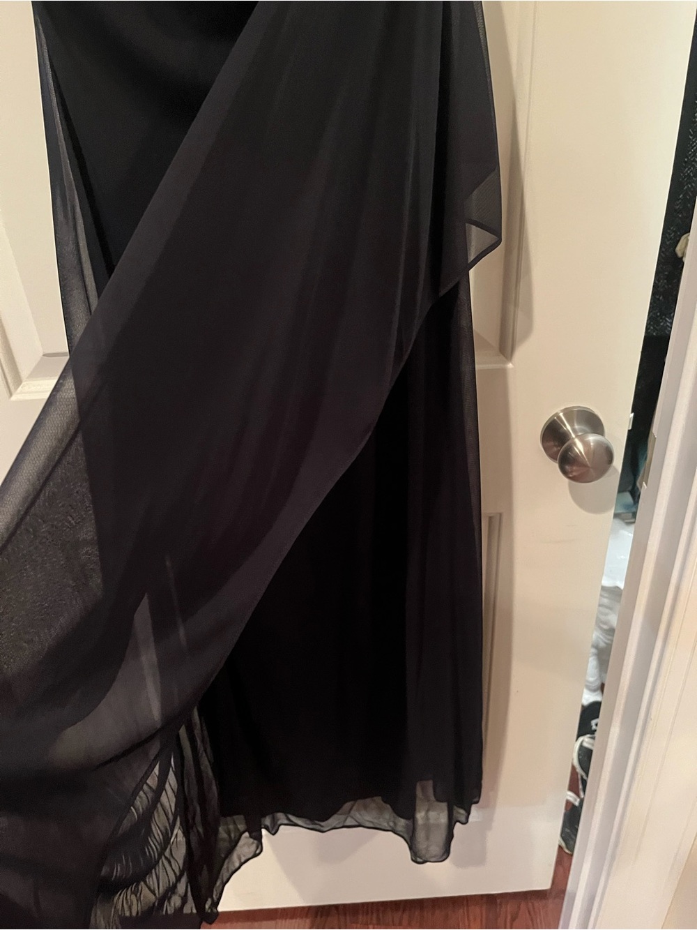 Elegant Navy Blue Beaded Cap-Sleeve Evening Dress - Picture 4 of 7